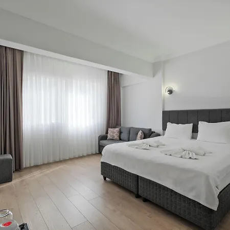 Hotel Miralya *